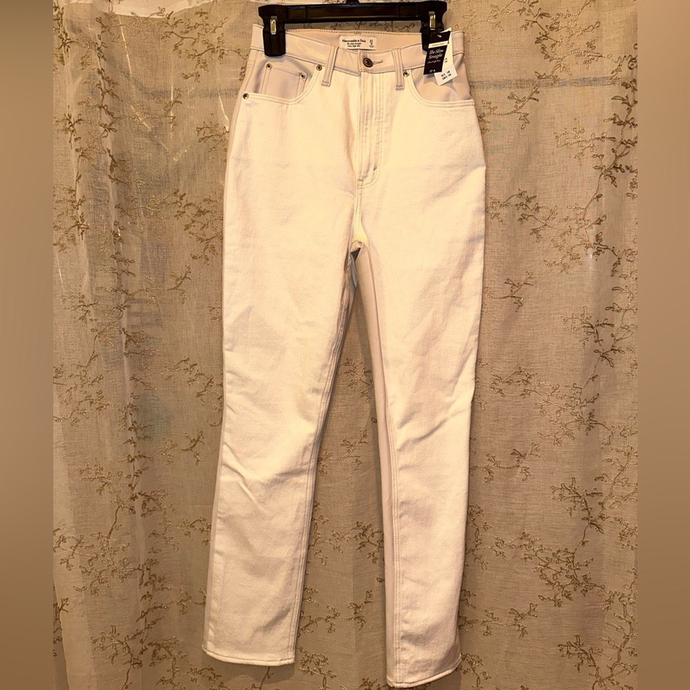 Abercrombie White Ultra High Rise Straight Jeans